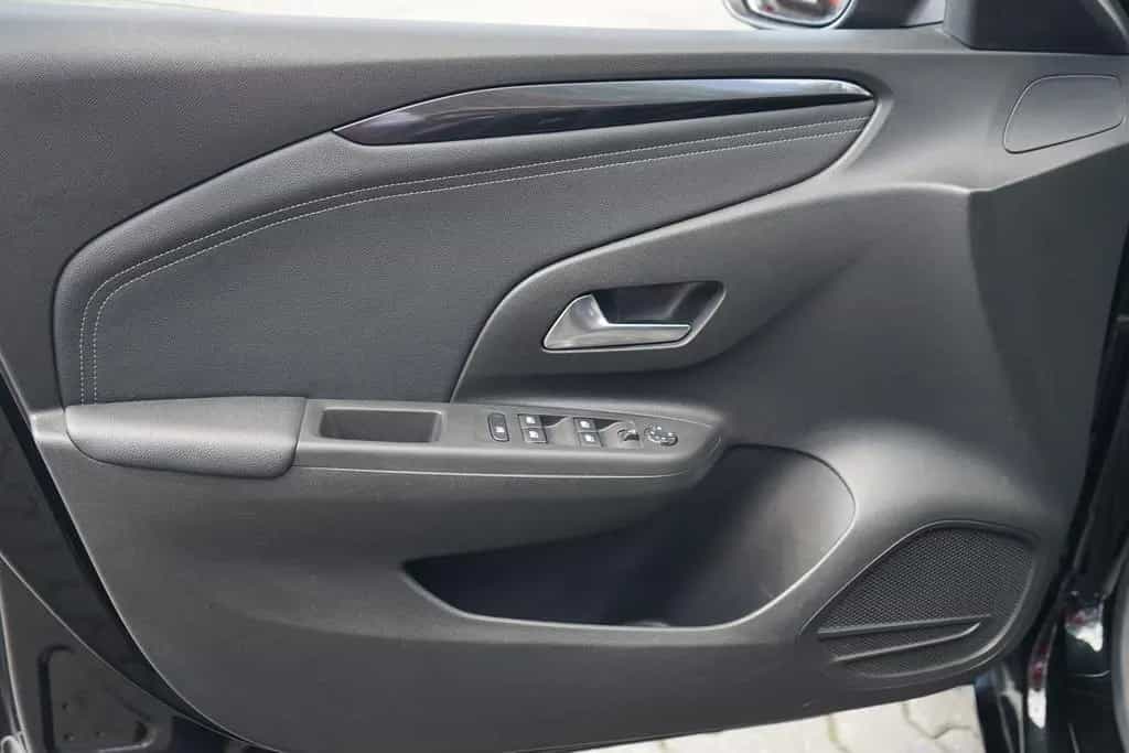 Opel Corsa F 1.2 Elegance LED Kamera IntelliLink 02/2020-photo-24