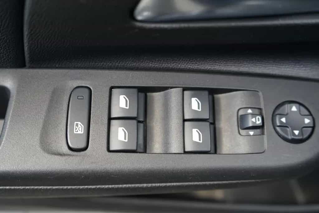 Opel Corsa F 1.2 Elegance LED Kamera IntelliLink 02/2020-photo-25