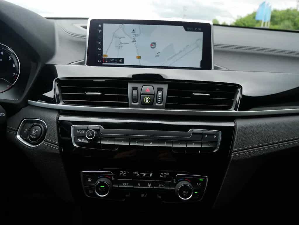 BMW X2 sDrive18i 18°LMR LED NAV PDC PA. SHZ 05/2022-photo-18