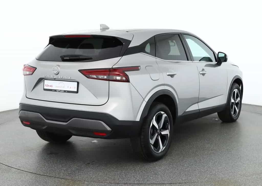 Nissan Qashqai N-Connecta 1.3 Dig-T Aut. LED ACC Navi 3 03/2024-photo-4