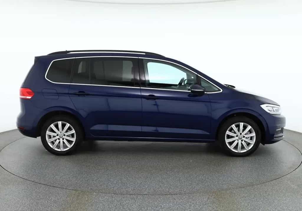 Volkswagen Touran 1.5 TSI DSG Highline LED AHK ACC 7-Sitzer 01/2019-photo-5