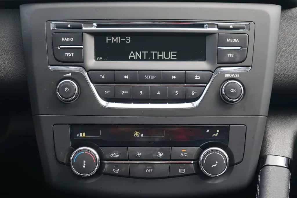 Renault Kadjar 1.3 TCE Life Navi Tempomat Bluetooth USB 11/2018-photo-15