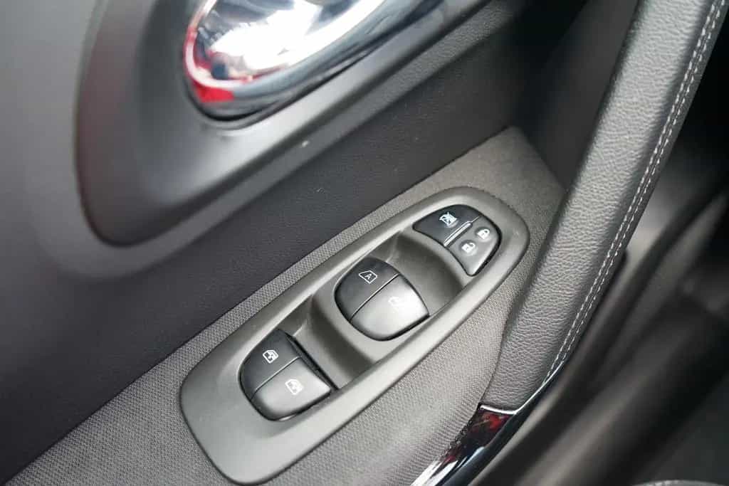 Renault Kadjar 1.3 TCE Life Navi Tempomat Bluetooth USB 11/2018-photo-23