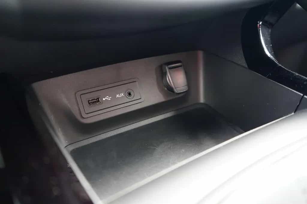 Renault Kadjar 1.3 TCE Life Navi Tempomat Bluetooth USB 11/2018-photo-25