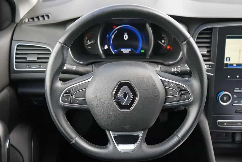 Renault Megane Grandtour 1.3 TCE Klimaaut. Navi Kamera 02/2019-photo-18