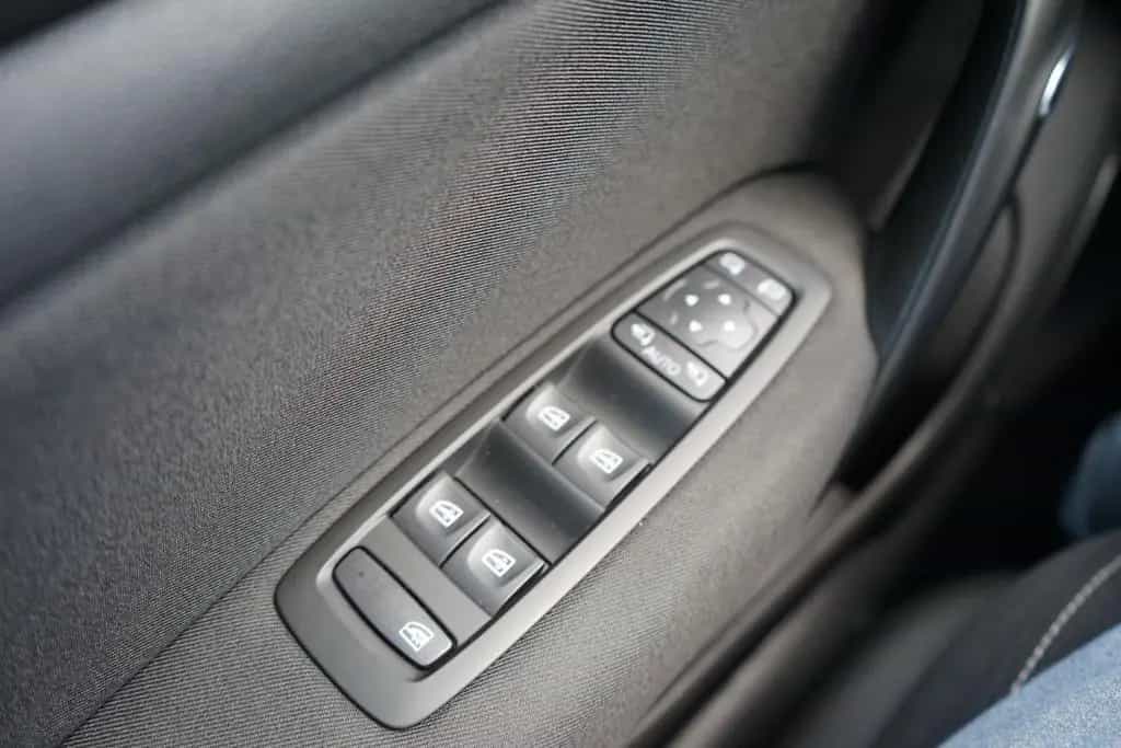 Renault Megane Grandtour 1.3 TCE Klimaaut. Navi Kamera 02/2019-photo-24