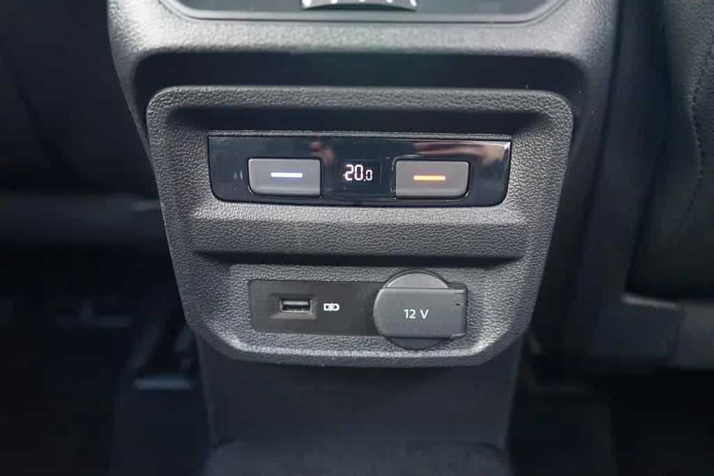Seat Tarraco 1.5 Xcellence LED Navi Panorama ACC 08/2020-photo-11