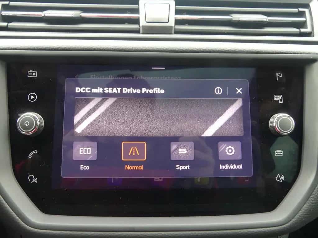 Seat Ibiza 1.0 TSI FR Black Edition ACC LED Kamera Be 10/2020-photo-18