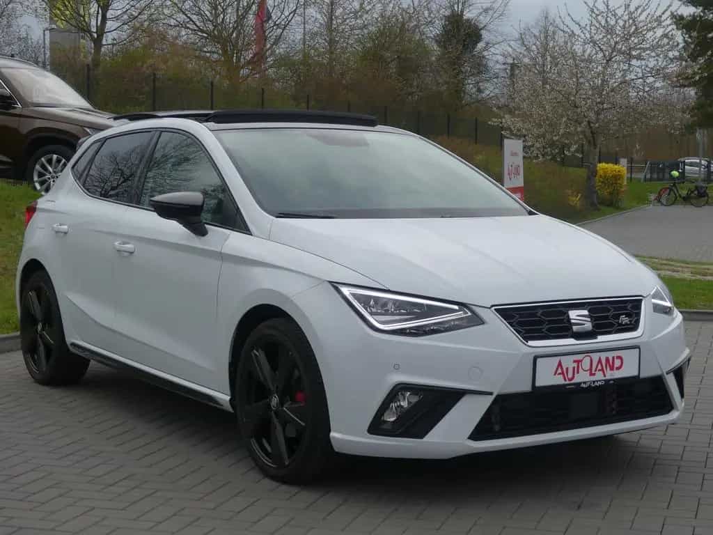 Seat Ibiza 1.0 TSI FR Black Edition ACC LED Kamera Be 10/2020-photo-5