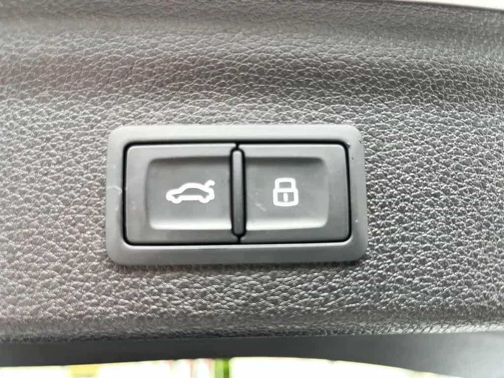 Audi Q3 40 TFSI quattro 2x S Line Pano Matrix Navi Ka 02/2022-photo-16