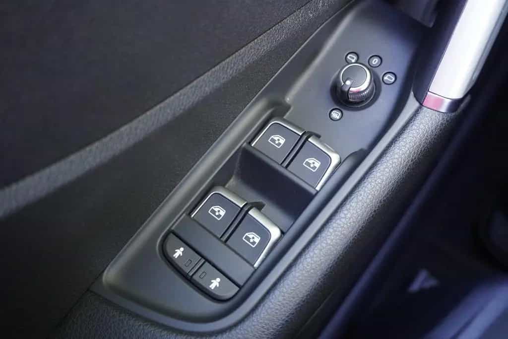 Audi Q2 35 1.5 TFSI sport LED ACC Navi SHZ 02/2019-photo-25
