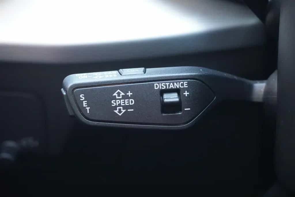 Audi Q2 35 1.5 TFSI sport LED ACC Navi SHZ 02/2019-photo-28