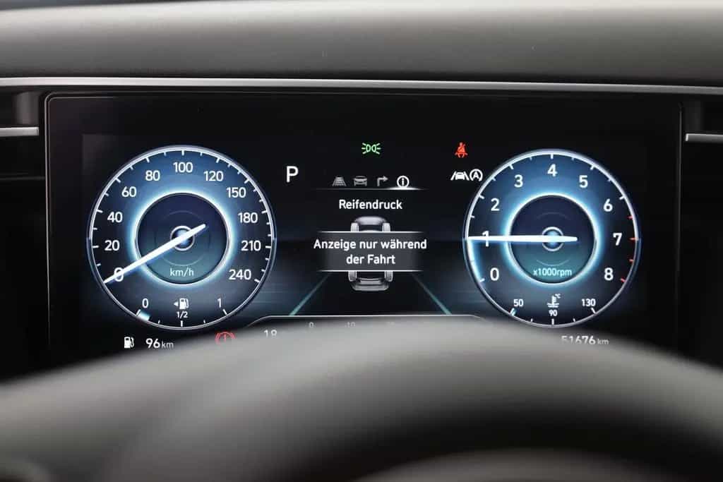 Hyundai TUCSON 1.6 T-GDI Mild-Hybrid Navi Kamera DAB 08/2021-photo-18
