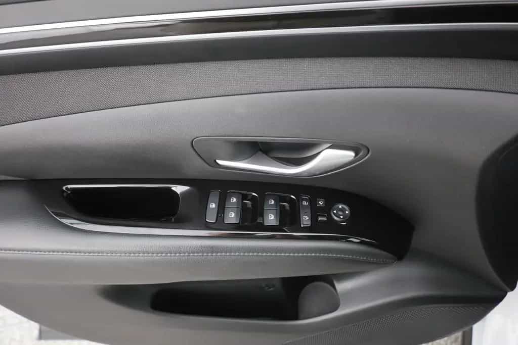 Hyundai TUCSON 1.6 T-GDI Mild-Hybrid Navi Kamera DAB 08/2021-photo-22