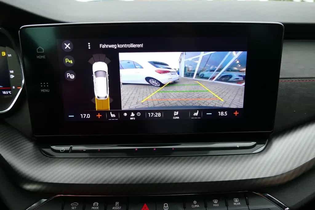 Skoda Octavia Combi 2.0 RS DSG LED Navi Head-Up Kamera 11/2021-photo-14