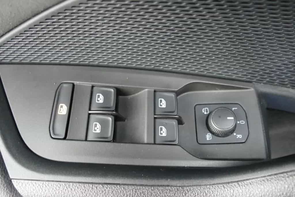 Skoda Octavia Combi 2.0 RS DSG LED Navi Head-Up Kamera 11/2021-photo-18