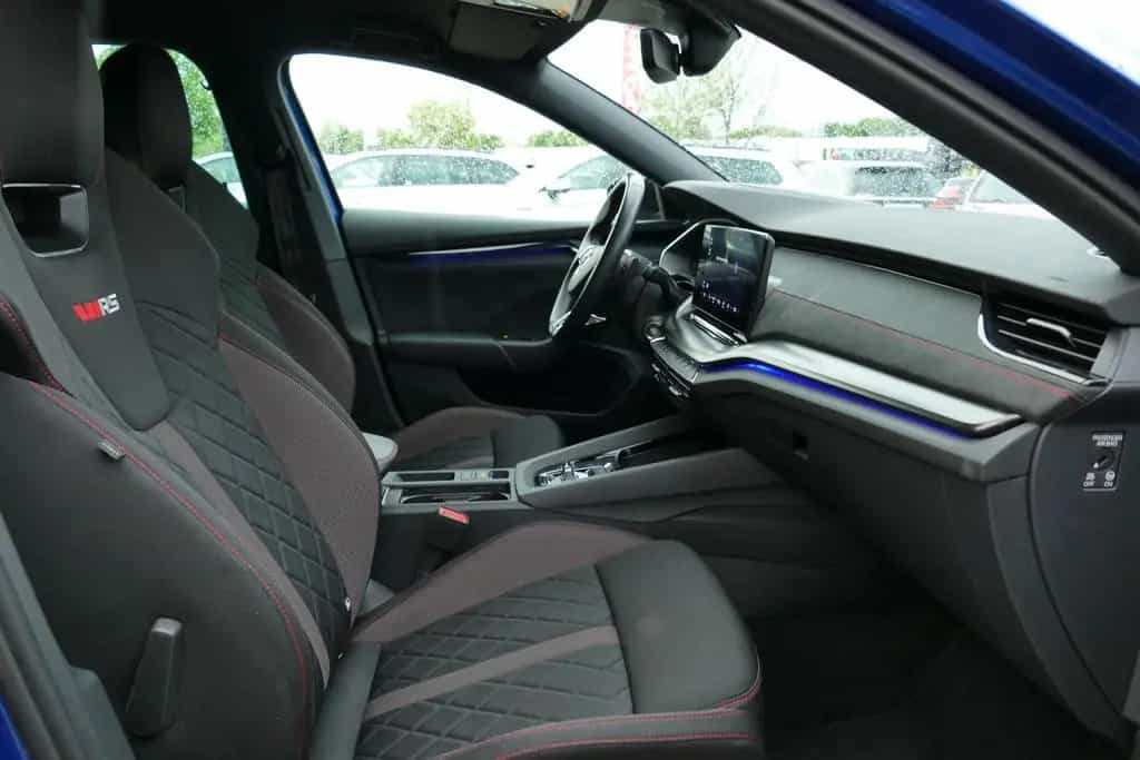 Skoda Octavia Combi 2.0 RS DSG LED Navi Head-Up Kamera 11/2021-photo-20