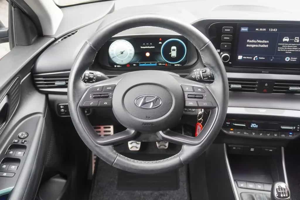 Hyundai BAYON 1.0 T-GDI Trend 2WD LED Kamera Tempomat 01/2022-photo-14