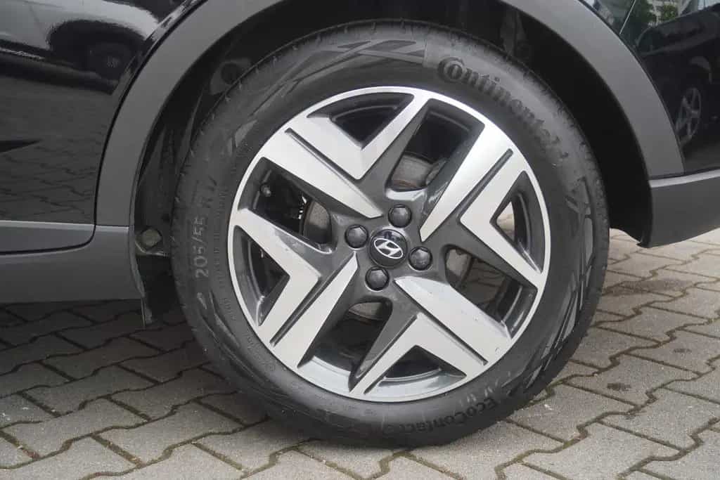 Hyundai BAYON 1.0 T-GDI Trend 2WD LED Kamera Tempomat 01/2022-photo-28