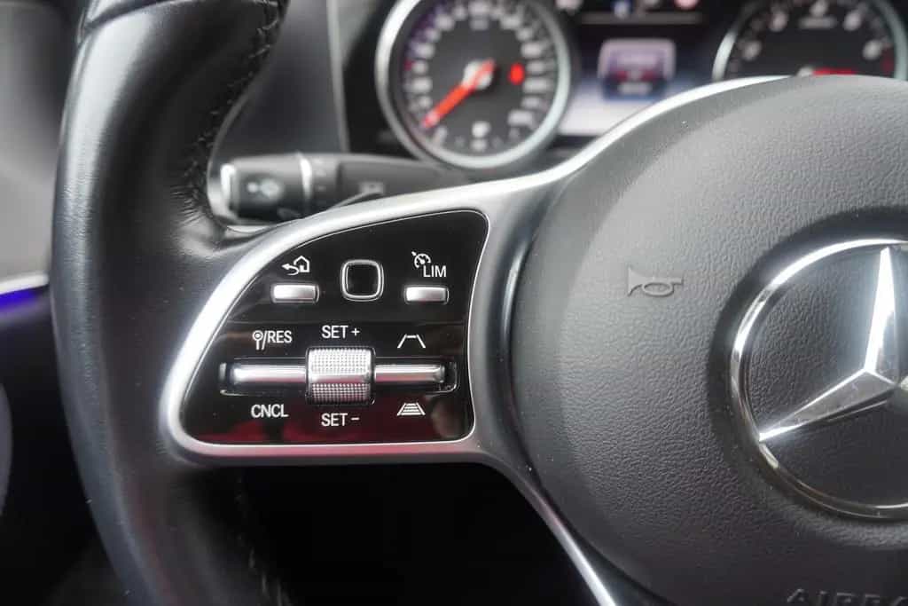 Mercedes-Benz E 200 E200 Avantgarde LED Teilleder Kamera Totwinkel 06/2020-photo-16