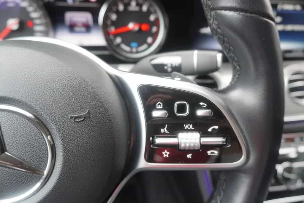Mercedes-Benz E 200 E200 Avantgarde LED Teilleder Kamera Totwinkel 06/2020-photo-17