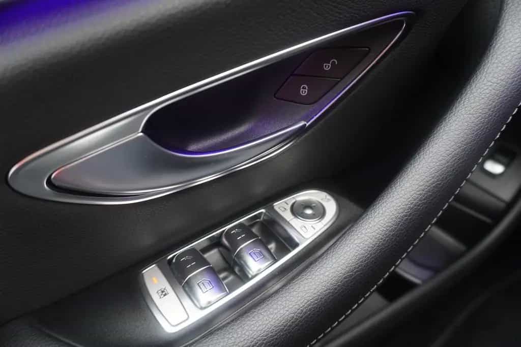 Mercedes-Benz E 200 E200 Avantgarde LED Teilleder Kamera Totwinkel 06/2020-photo-20