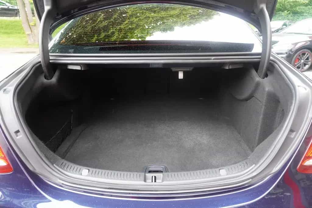 Mercedes-Benz E 200 E200 Avantgarde LED Teilleder Kamera Totwinkel 06/2020-photo-29