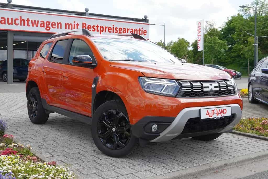 Dacia Duster II 1.3 Klimaaut. LED Navi DAB PDC Kamera 03/2023-photo-3