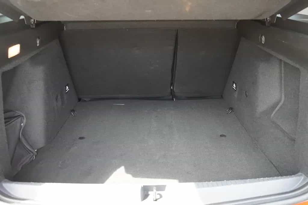 Dacia Duster II 1.3 Klimaaut. LED Navi DAB PDC Kamera 03/2023-photo-32