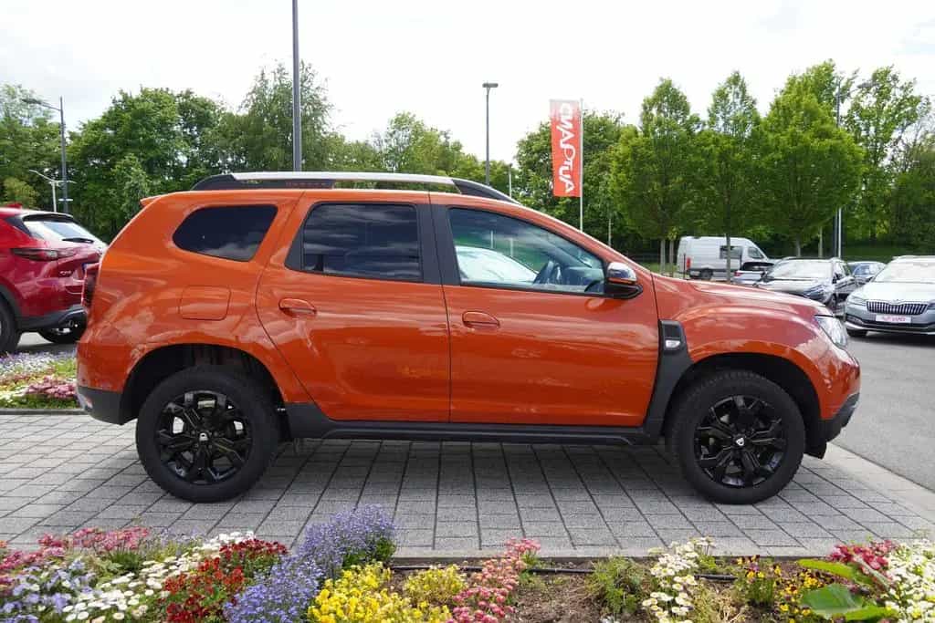 Dacia Duster II 1.3 Klimaaut. LED Navi DAB PDC Kamera 03/2023-photo-8