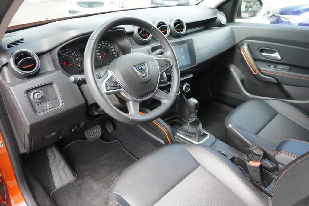 Dacia Duster II 1.3 Klimaaut. LED Navi DAB PDC Kamera 03/2023-photo-9