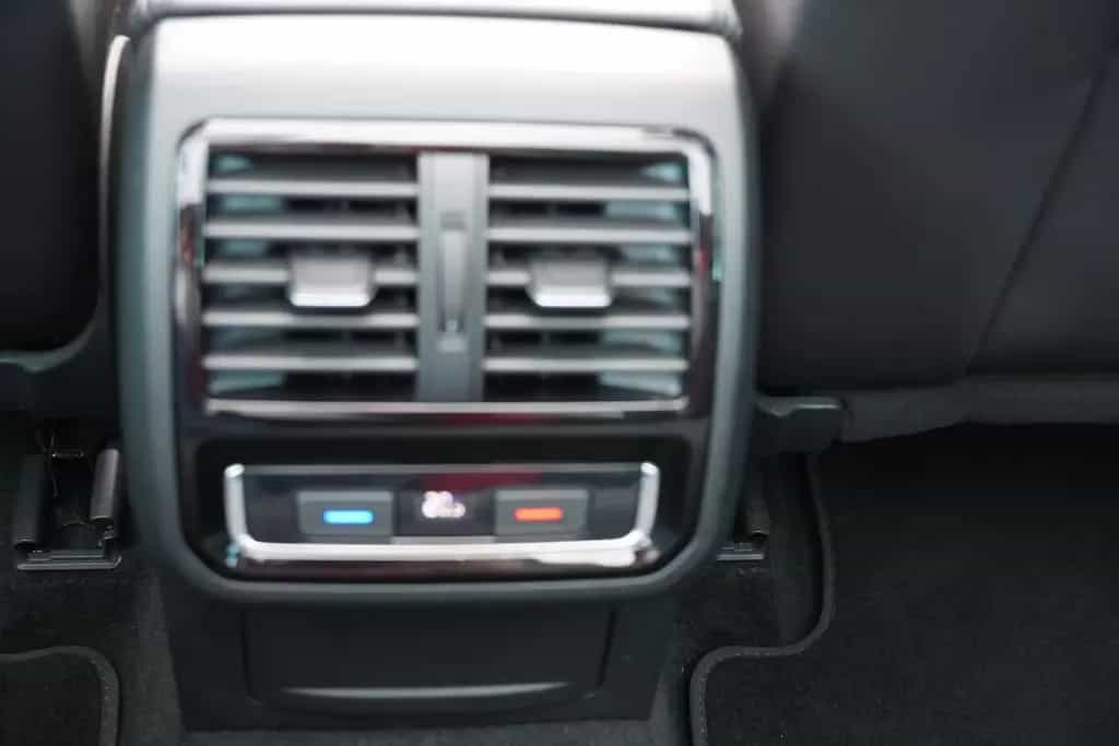 Volkswagen Passat Variant 1.5 TSI Highline Navi LED 08/2020-photo-21