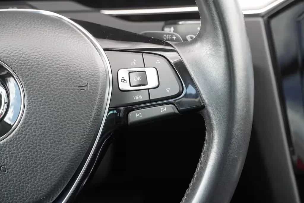 Volkswagen Passat Variant 1.5 TSI Highline Navi LED 08/2020-photo-25