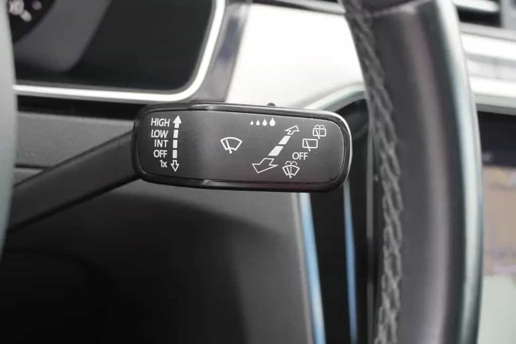 Volkswagen Passat Variant 1.5 TSI Highline Navi LED 08/2020-photo-27