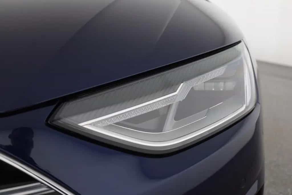 Audi A4 Avant 40 TFSI Advanced LED Navi Panorama PDC 10/2021-photo-28