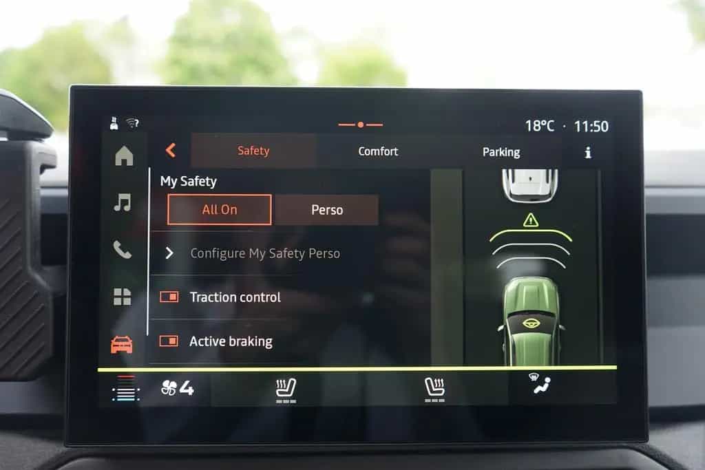 Dacia Duster TCe 130 LED Navi Kamera 04/2025-photo-14