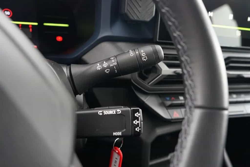Dacia Duster TCe 130 LED Navi Kamera 04/2025-photo-22