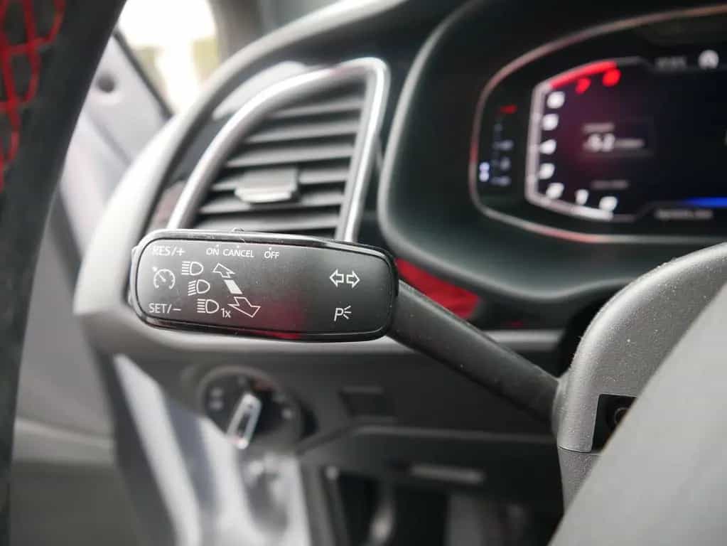 Seat Leon 1.5 FR LED Klimaaut. Sitzheizung Beats 06/2019-photo-27