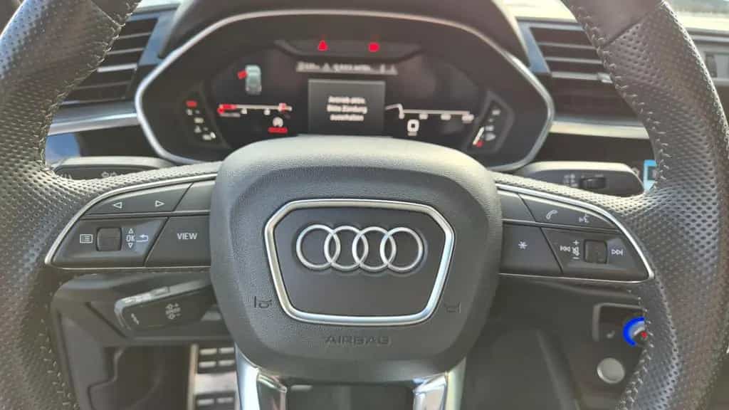 Audi Q3 35 TDI quattro advanced LED Pano SpurAss AHK 02/2019-photo-10