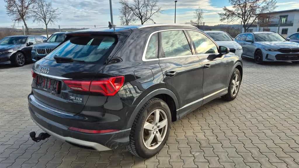 Audi Q3 35 TDI quattro advanced LED Pano SpurAss AHK 02/2019-photo-2