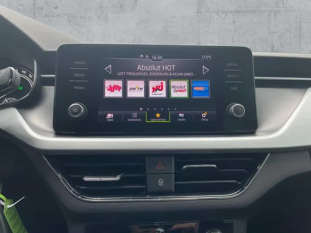 Skoda Kamiq 1.0 TSI DSG TOUR 5JG LED+SHZ+2xPDC+DAB+APP 07/2023-photo-10