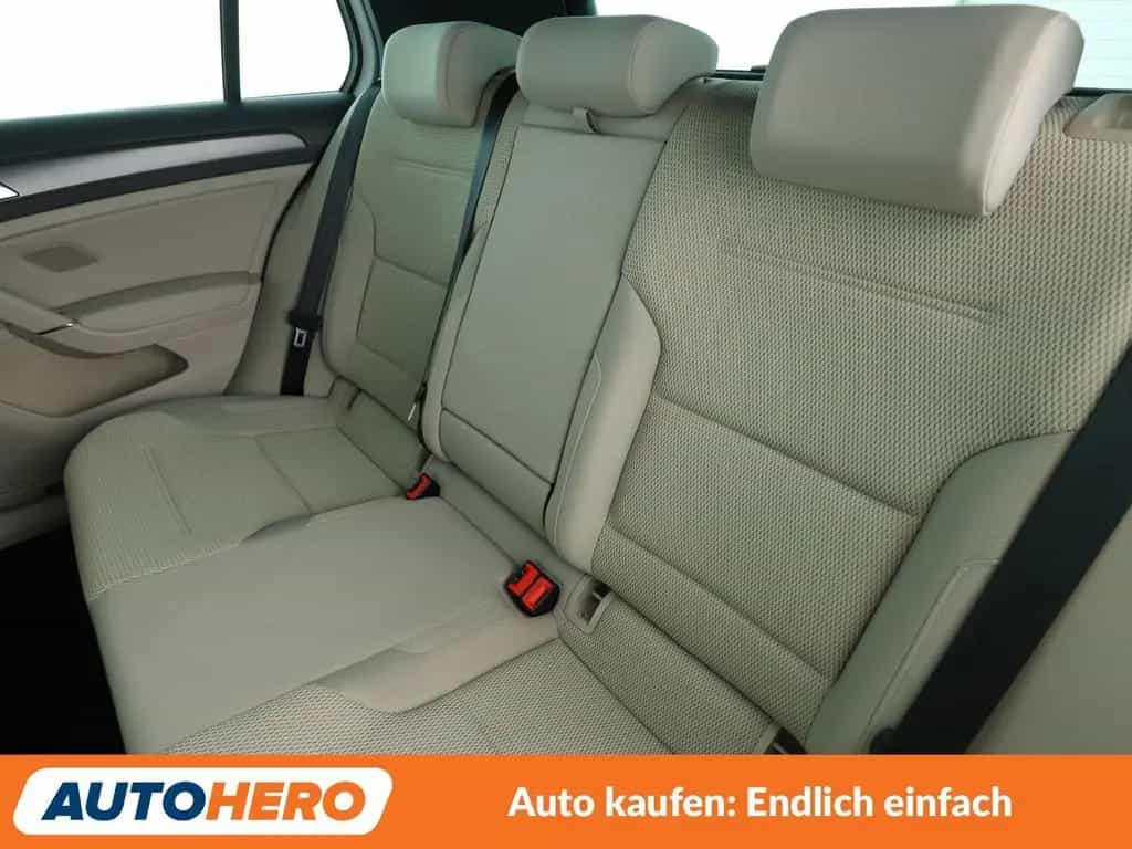 Volkswagen Golf VII 1.5 TSI ACT Comfortline BMT Aut.*PANO* 06/2017-photo-13