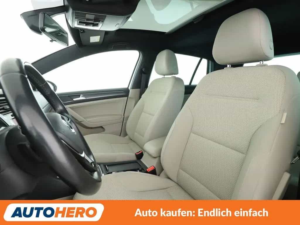 Volkswagen Golf VII 1.5 TSI ACT Comfortline BMT Aut.*PANO* 06/2017-photo-9