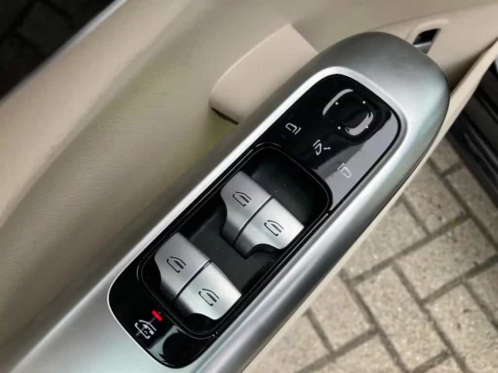 Mercedes-Benz C 180 Avantgarde Burmester ARTICO beige Winter 02/2025-photo-13