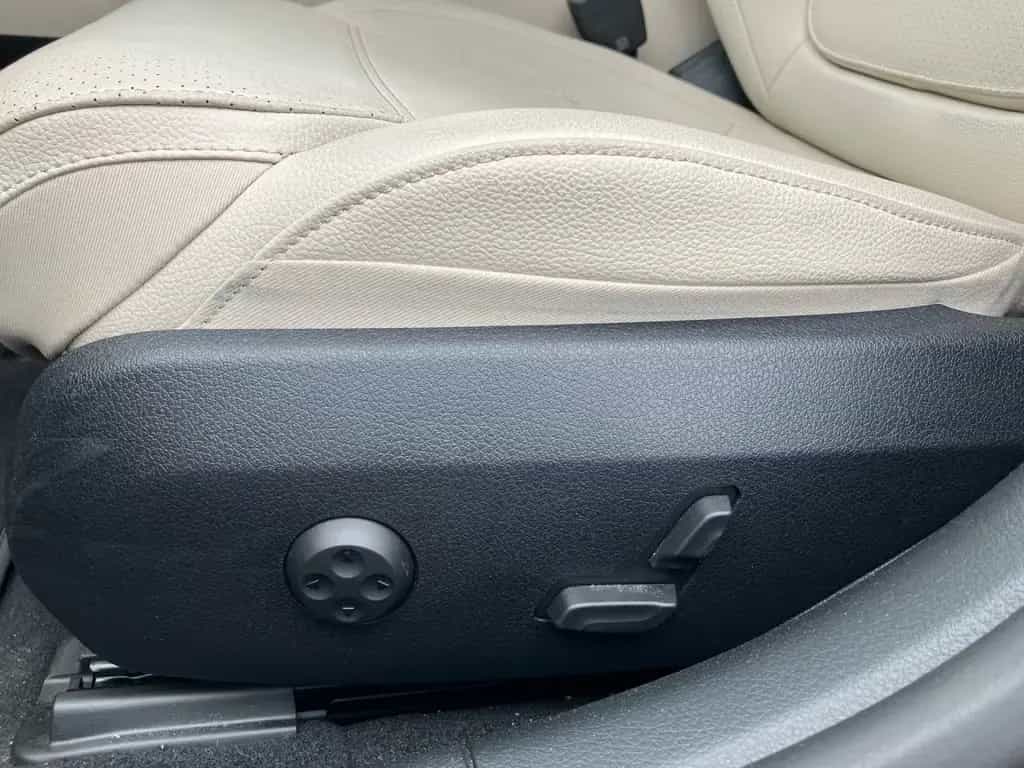 Mercedes-Benz C 180 Avantgarde Burmester ARTICO beige Winter 02/2025-photo-21