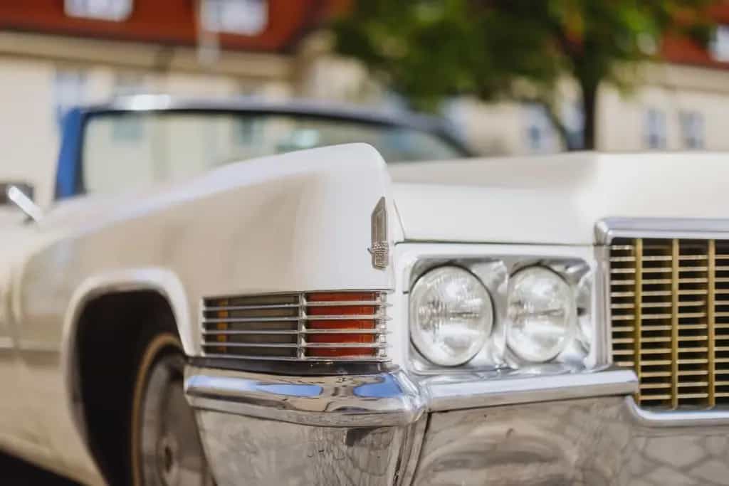 Cadillac Deville in sehr schönem Zustand 06/1969-photo-9