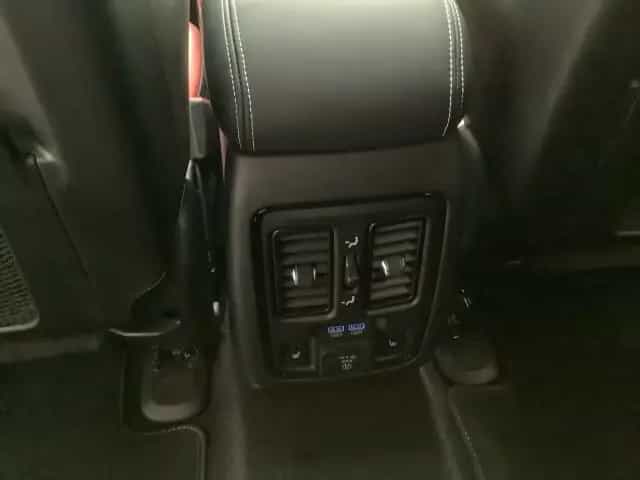 Dodge Durango Hellcat 6.2l Hemi V8 6-Sitzer null-photo-16