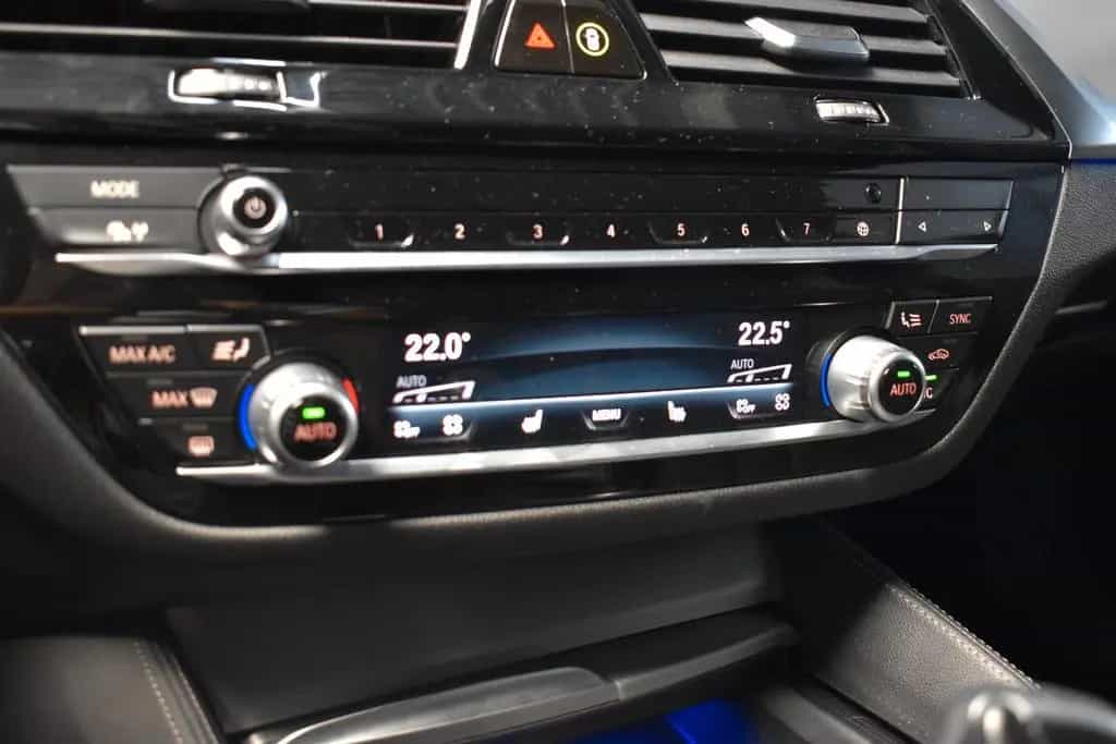 BMW 520 d Touring M SPORT*AHK*HIFI*LED*LEDER*NAVI* 03/2021-photo-8