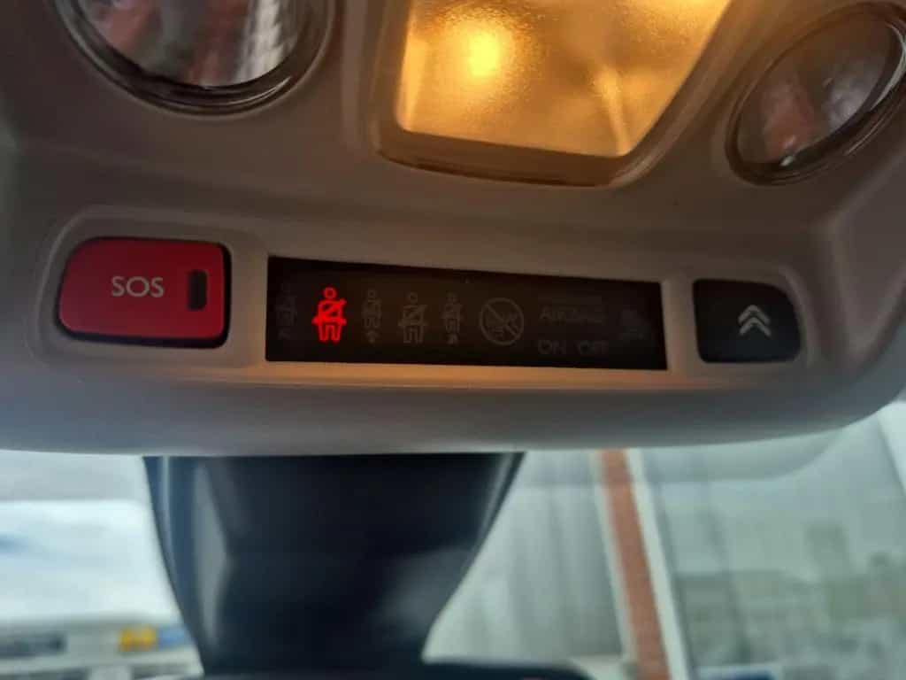 Citroën C3 Max 1.2 PURETECH AT6 Navi LED Kamera Klimaaut 05/2024-photo-21