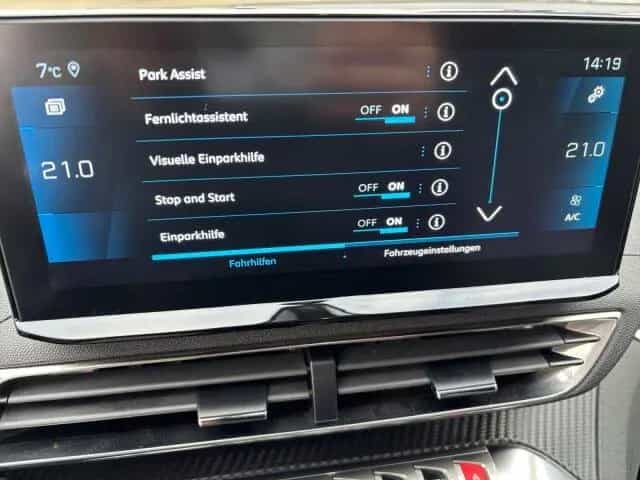 Peugeot 5008 1.2 PT 130 AllurePack EAT8 Navi+7 Sitze+SHZ 11/2023-photo-10